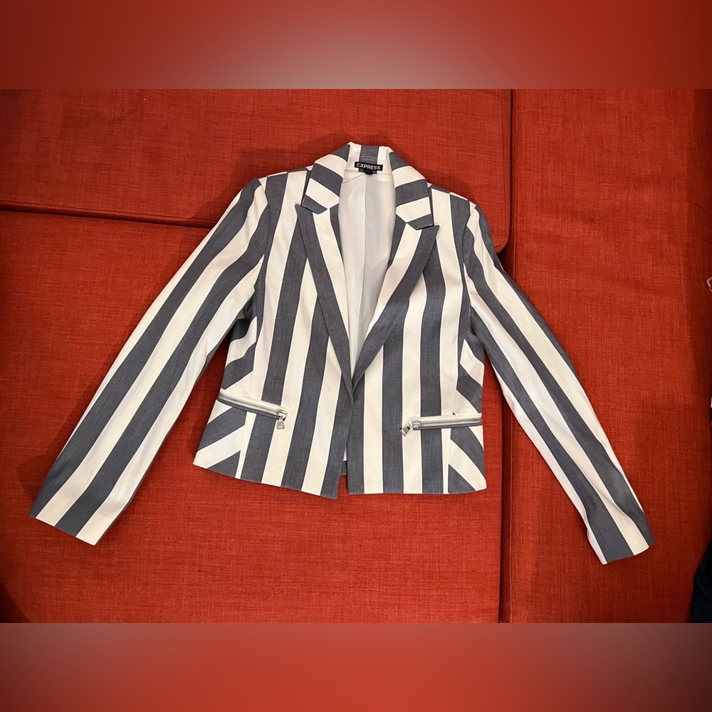 Express Navy/White Blazer w/ Zippered Pockets Size 4 New